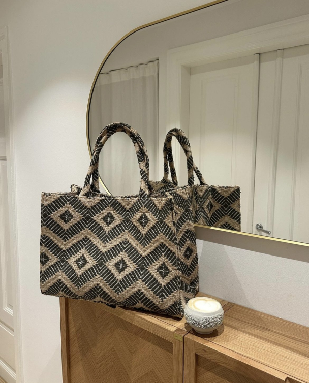 LUNA MOON La Rambla  - Image 3