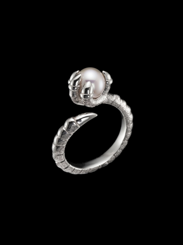 Claw Pearl Ring - Silver - Freshwater Pearl - Image 4