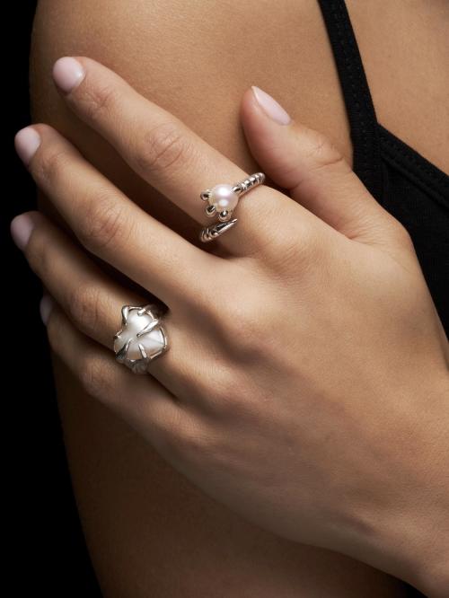 Claw Pearl Ring - Silver - Freshwater Pearl