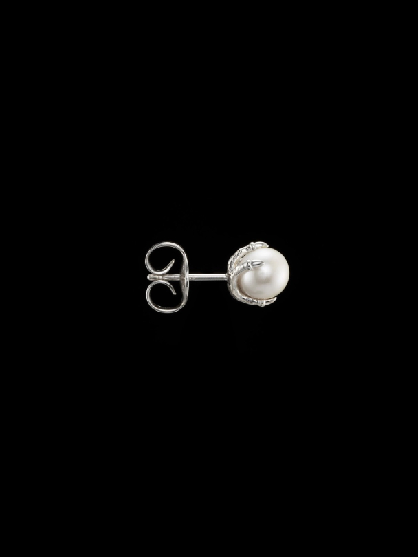 Tiny Claw Pearl Ear Stud - Silver - Freshwater Pearl - Image 1