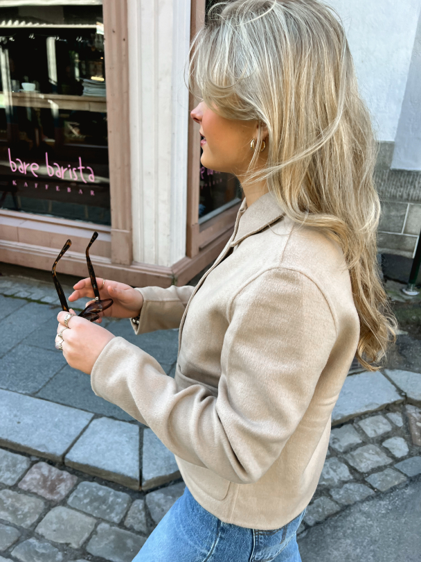 Birta Handmade Jacket - Humus - Image 3