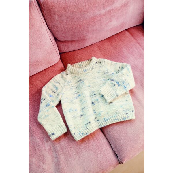 2401 Mykt til Barn / Nr. 5A  DEBUTANT SWEATER JUNIOR