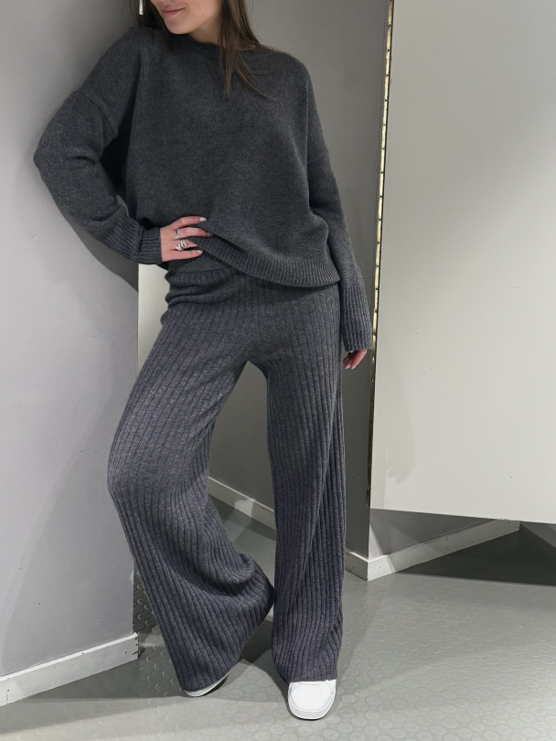 Delia Trousers Graphite - Image 1