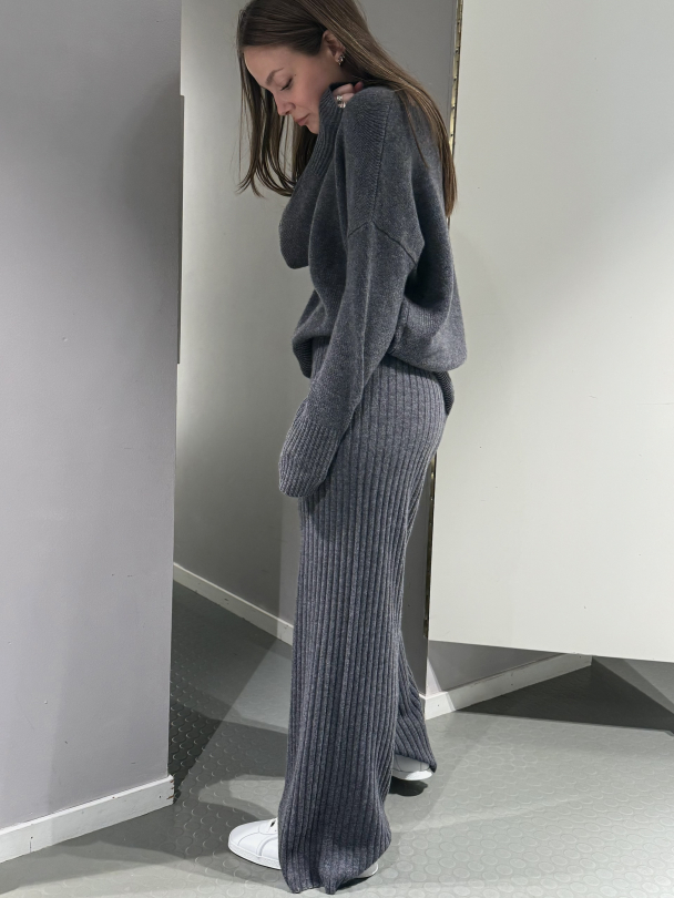 Delia Trousers Graphite - Image 2