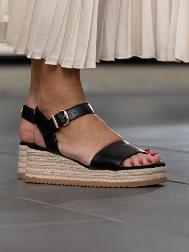 Lili Wedge - Black  - Image 1