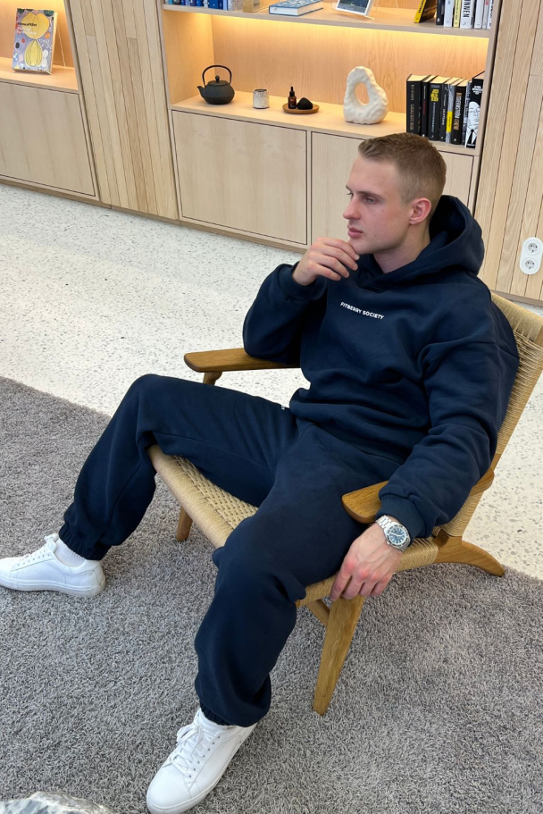 FITBERRY Sport Society Hoodie - Image 9