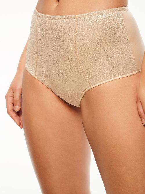 'C Magnifique' high waisted brief, nude