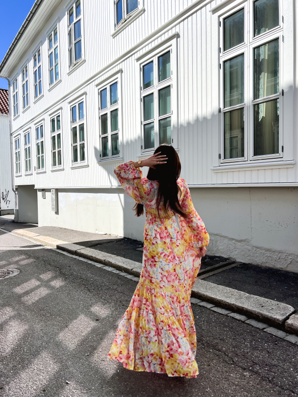 Dotted Georgette Gown - Popsicle - Image 3