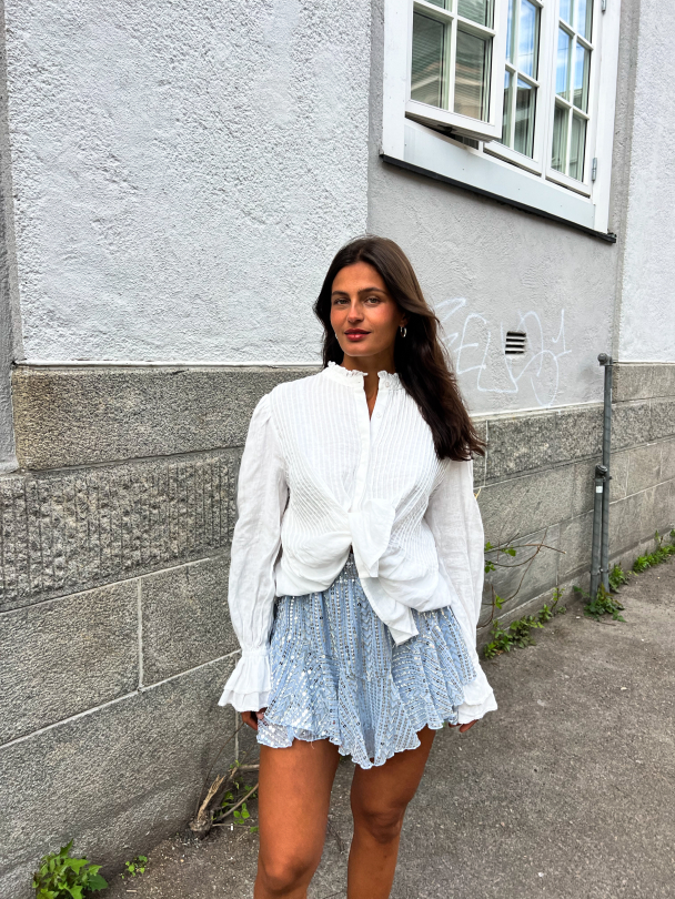 Extraordinary Skirt Shorts fra Confettibird – Icy Blue & Silver - Image 7