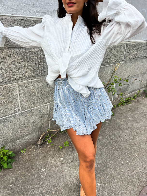 Extraordinary Skirt Shorts fra Confettibird – Icy Blue & Silver - Image 12