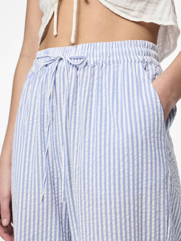 PIECES Sally Loose Shorts - Image 4