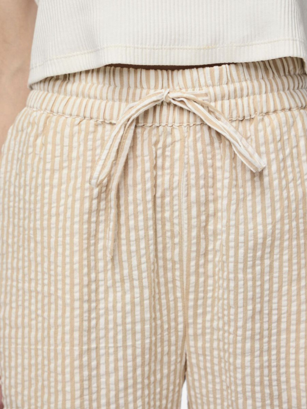 PIECES Sally Loose Shorts - Image 5