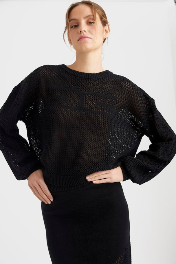 Carry Pullover - Black  - Image 1