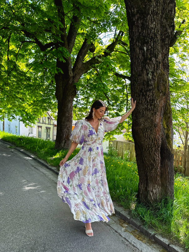 Chiffon Midi dress - Flower Garden - Image 8
