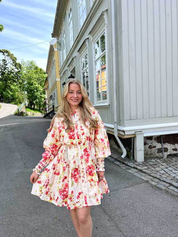 Somelli Shirt Dress - Birch/Red Flowers - Image 7