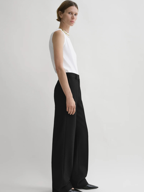 Relaxed Sleeveless Tee - Image 4