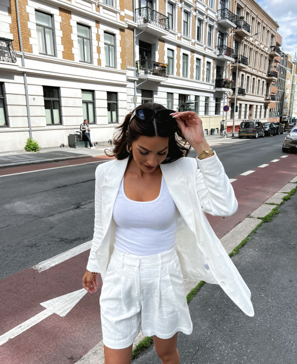 Isma Shorts - Star White - Image 4