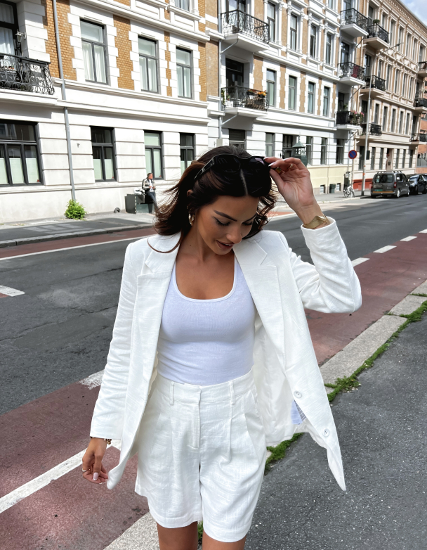 Isma Shorts - Star White - Image 5