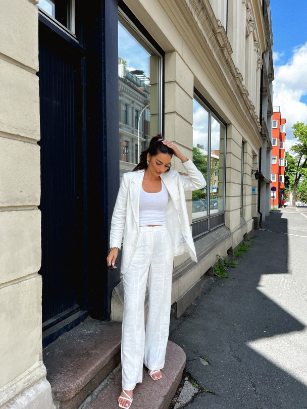 Isma Pant - Star White - Image 9
