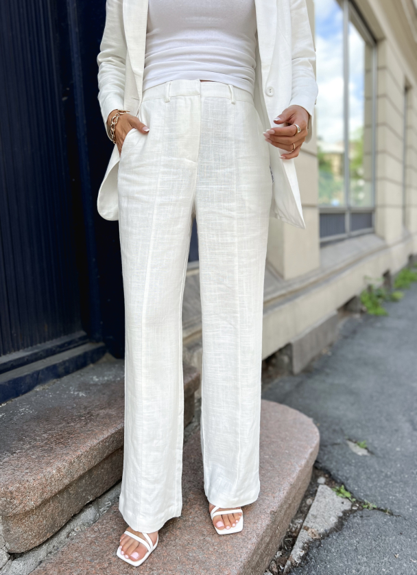 Isma Pant - Star White - Image 1