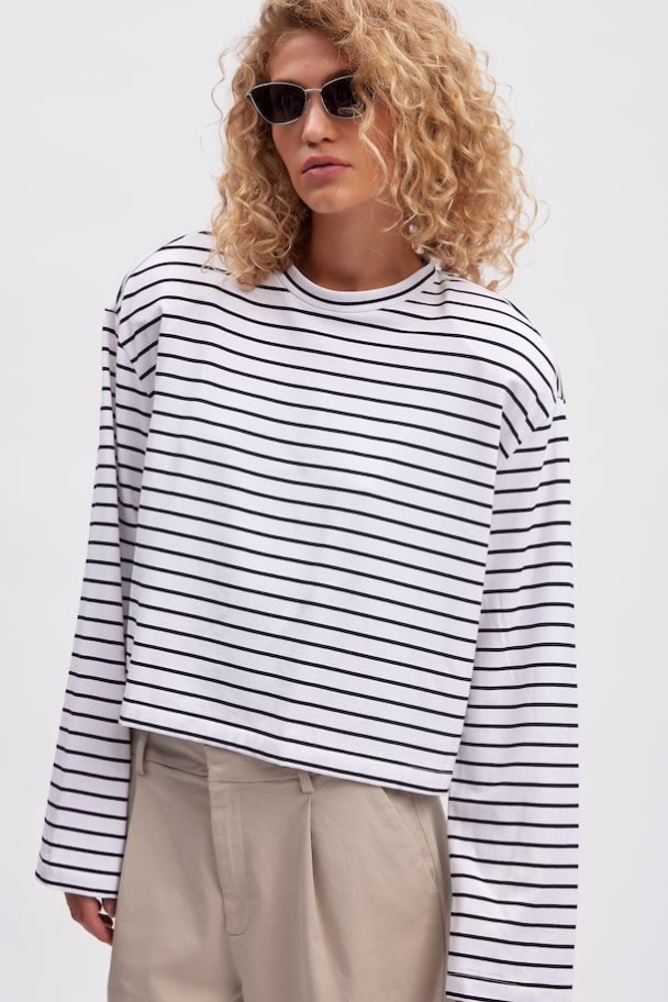Siba Stripe - White Black Stripe  - Image 3
