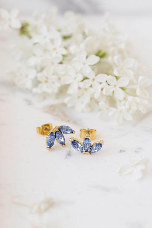 Pia Earstuds - Light Sapphire 