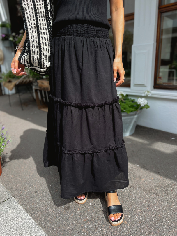 Sila Maxi Skirt - Black - Image 1