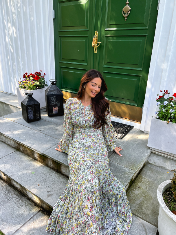 Dotted Georgette Gown - Vintage Floral  - Image 5
