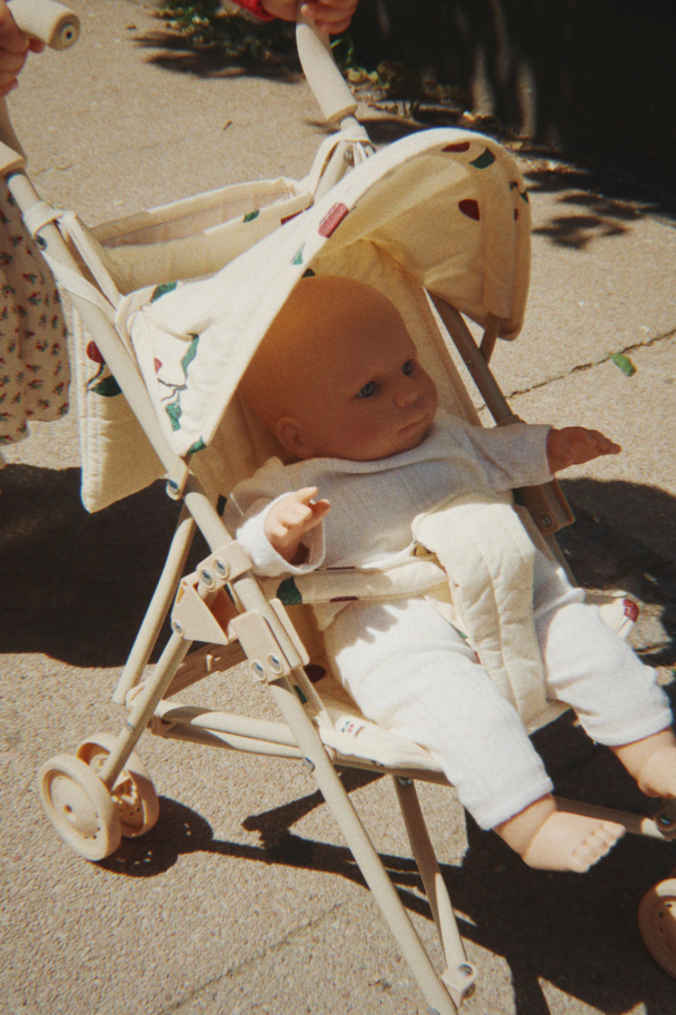 Konges Sløjd | Zoe Doll Stroller - Ma Grande Cerise Glitter - Image 7