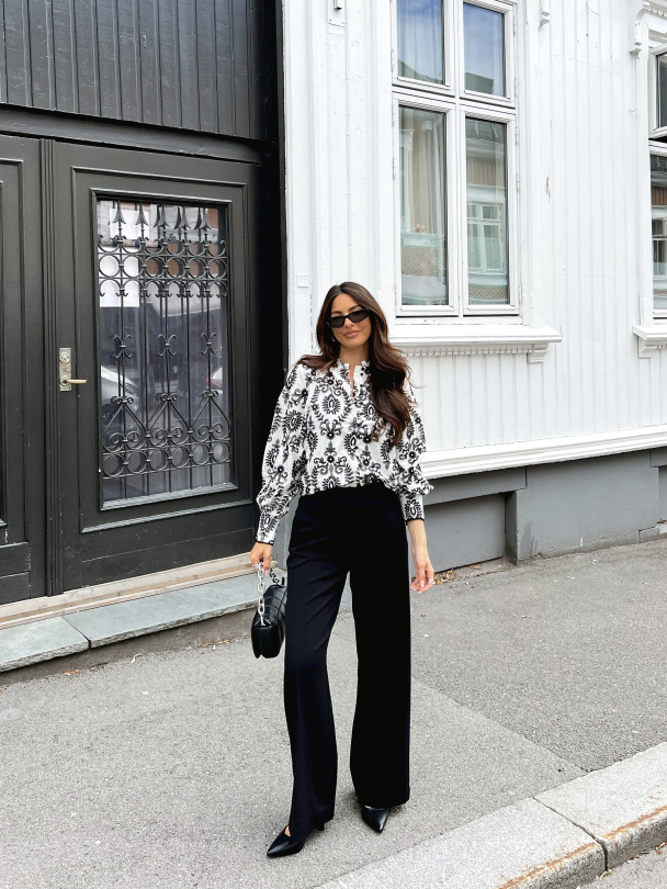 Tara Mw Wide Pant - Black  - Image 4