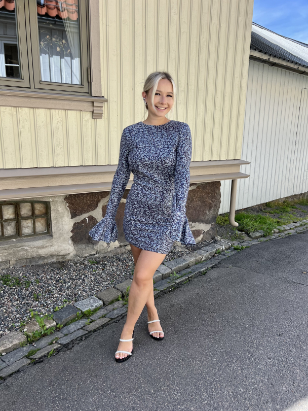 Mini Sequin Dress - Purple print  - Image 5