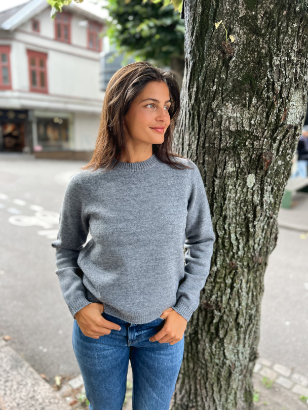 Lana Knit Wool O-neck - Grey Melange - Image 2