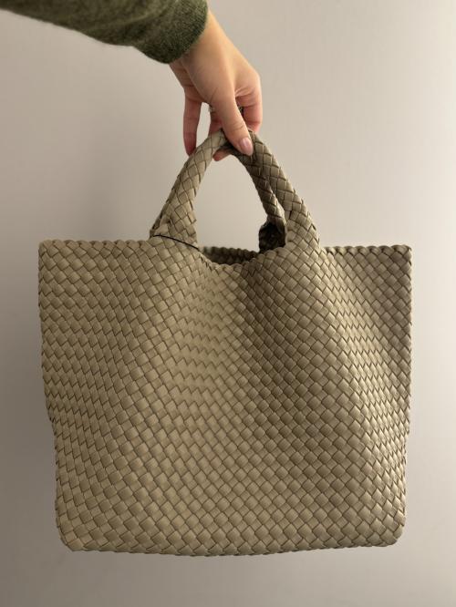 St. Barths Medium Tote