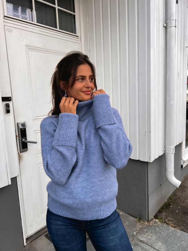 Sia Ras Knit High Neck - Endless Sky  - Image 4