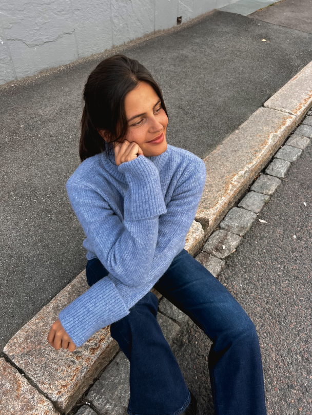 Sia Ras Knit High Neck - Endless Sky  - Image 5