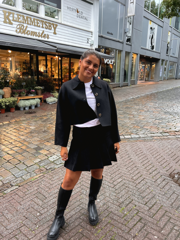 Corduroy Mini Skirt - Black  - Image 4
