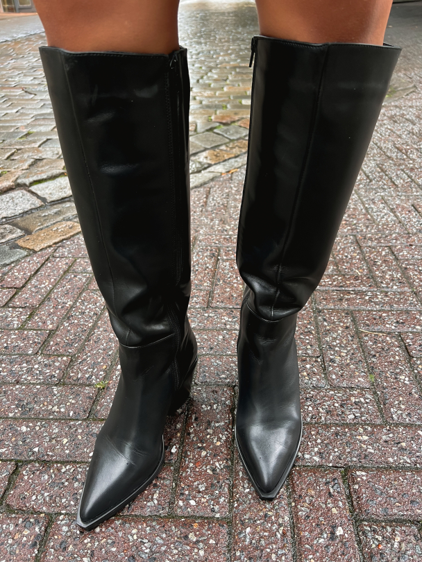 Marthe - Black  - Image 3