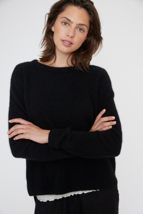 Joie Sweater Black fra Six Ámes