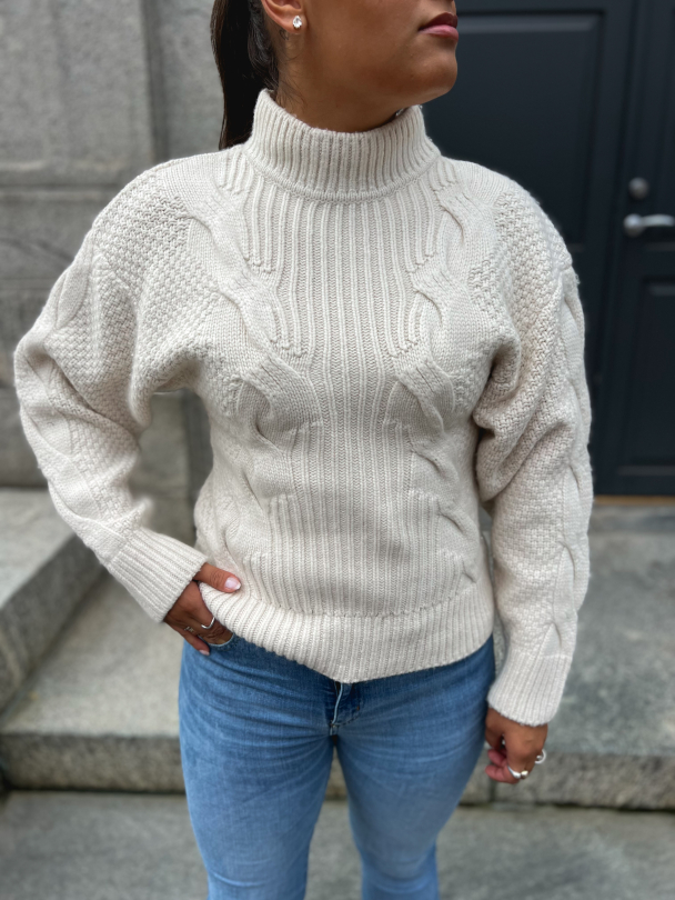 Wool Turtleneck - Off White  - Image 5