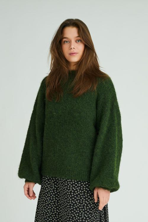 Patrisia Solid Knit Pullover - Dark Green