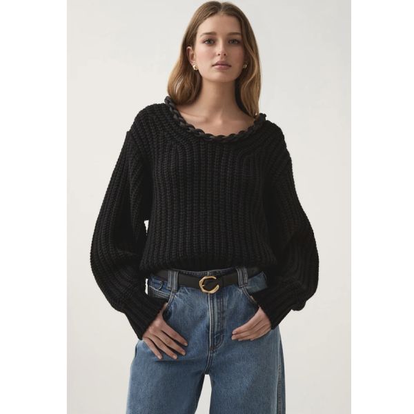 Entwined Oversized Knit- Black 