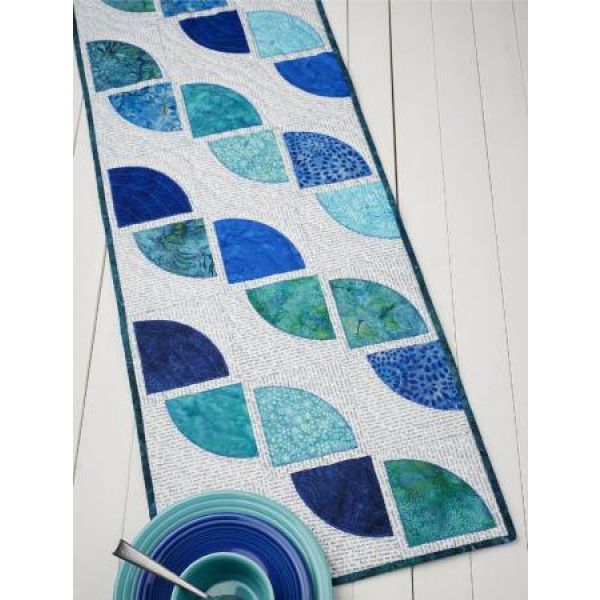 CLPTAK002  Drunkards Path Table Runner 