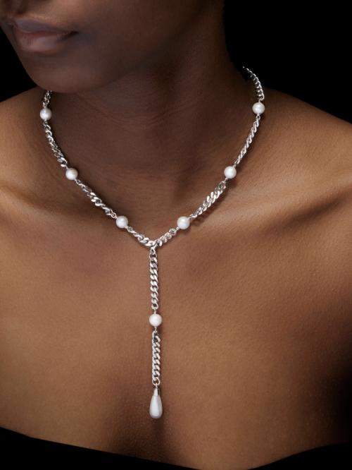 Renaissance Necklace Silver - Freshwater Pearls & Glass Pearl OS