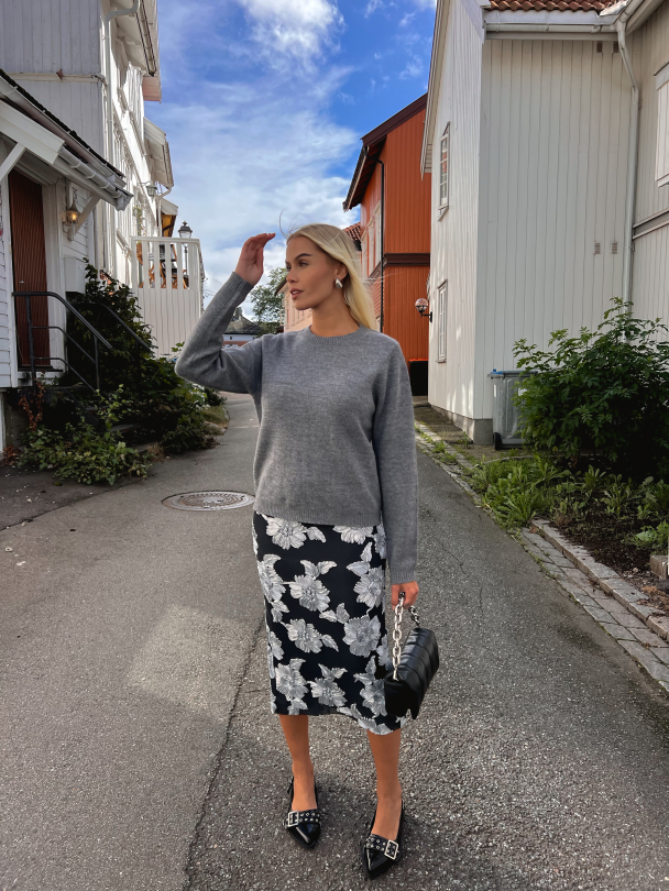 Flower Mesh Pencil Skirt - Gray Pinstripe Combo - Image 5