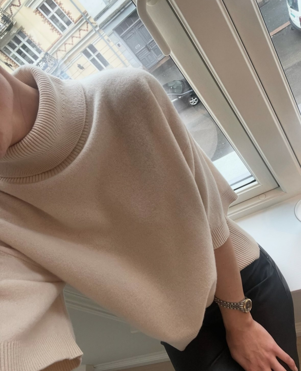 Emila 2/4 Knit Pullover - Image 1