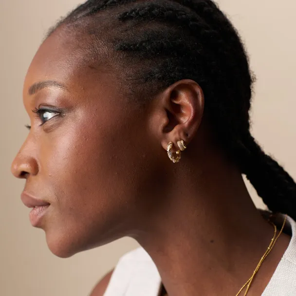 ORELIA Crystal & Pearl Twist Hoop - Image 2