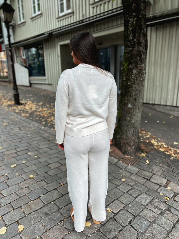 Emilie O-Neck Knit Pullover - Birch - Image 3