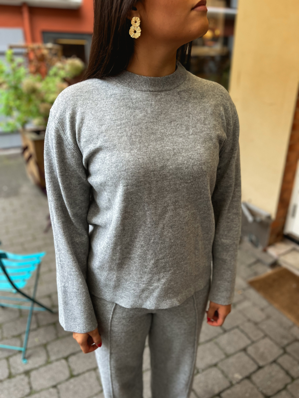 Emilie O-Neck Knit Pullover - Light Grey Melange  - Image 1