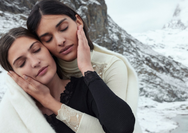 Silky wool glam, høy hals - Image 6