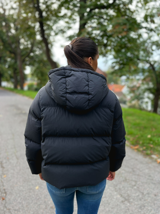 Sofie-Anna Redown Jacket - Black - Image 2